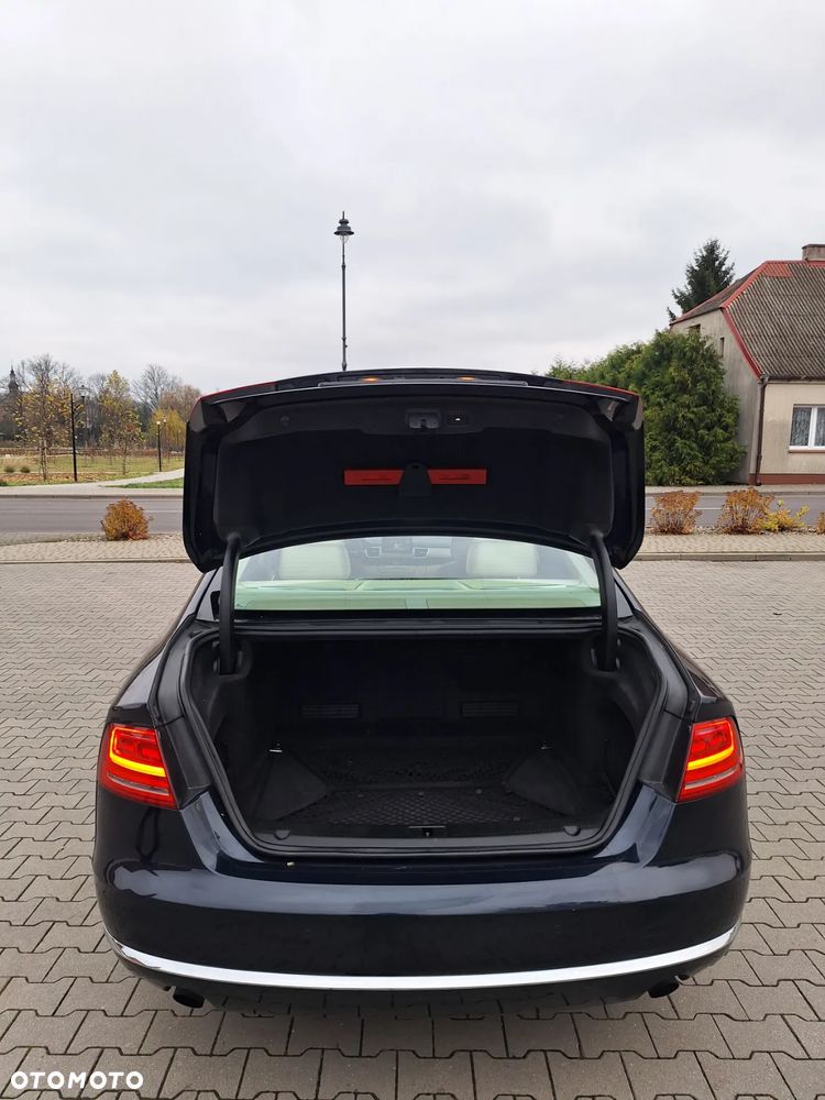 Audi A8 4.2 FSI L Quattro - 9