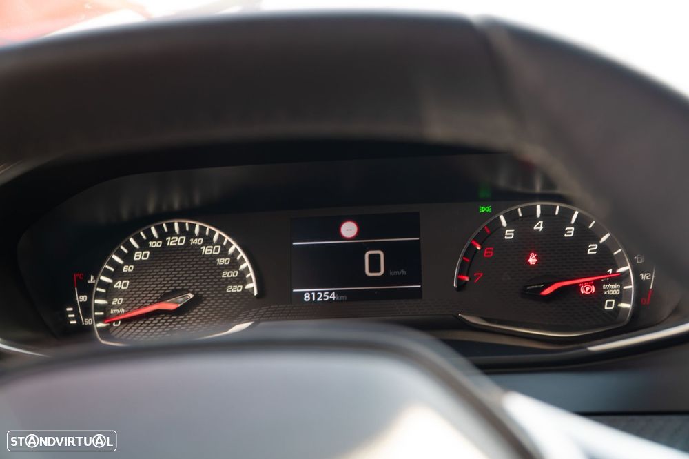 Peugeot 2008 1.2 PureTech Allure - 10