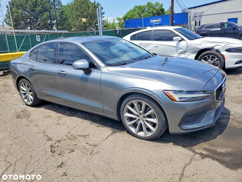 Volvo S60 - 4