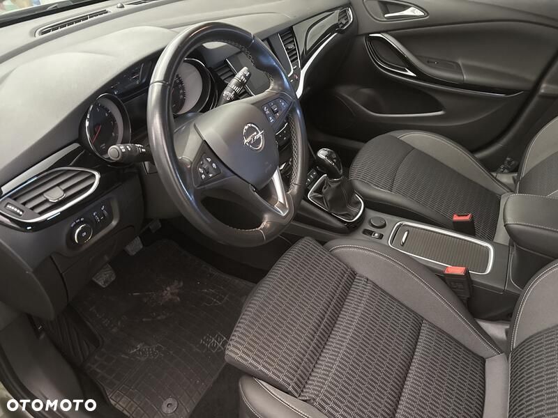 Opel Astra 1.2 T Elegance S&S - 10