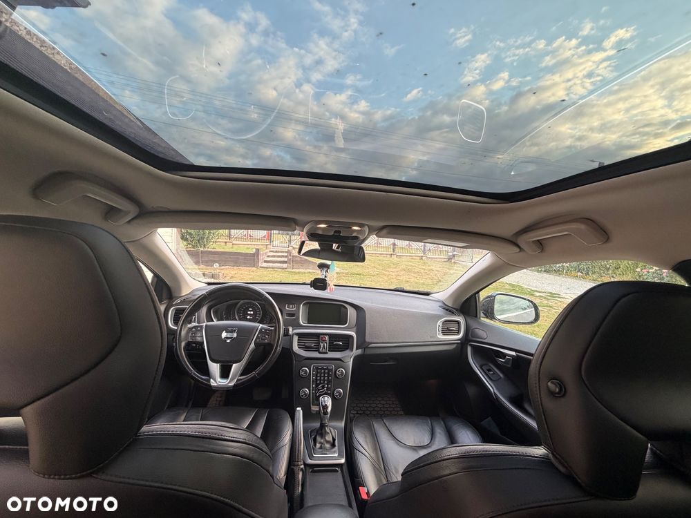 Volvo V40 D3 Momentum - 7