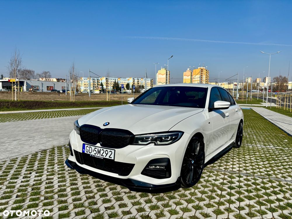 BMW Seria 3 320d xDrive M Sport Shadow sport - 2
