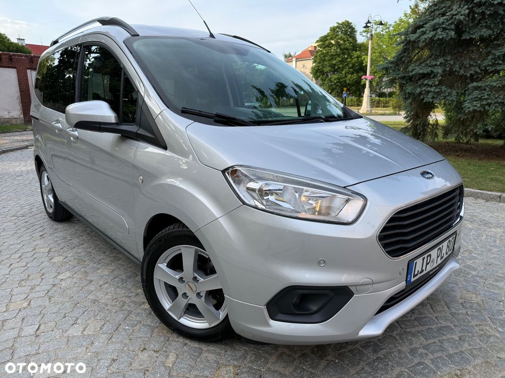Ford Tourneo Courier 1.5 TDCi S&S Titanium - 12