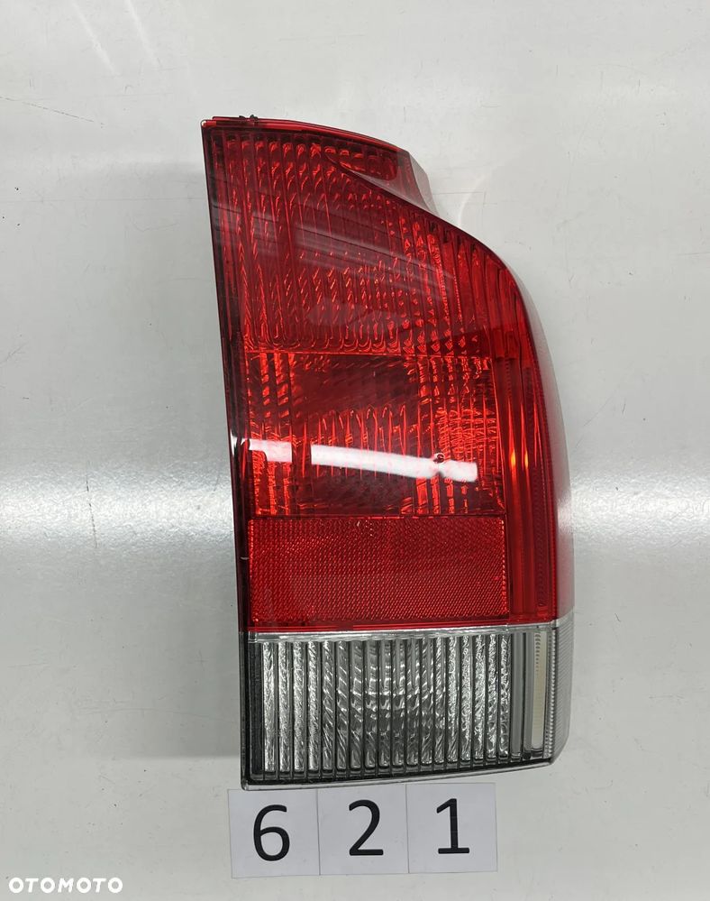 Lampa tył prawa Volvo V70 EU 9154498, 9474851 - 1