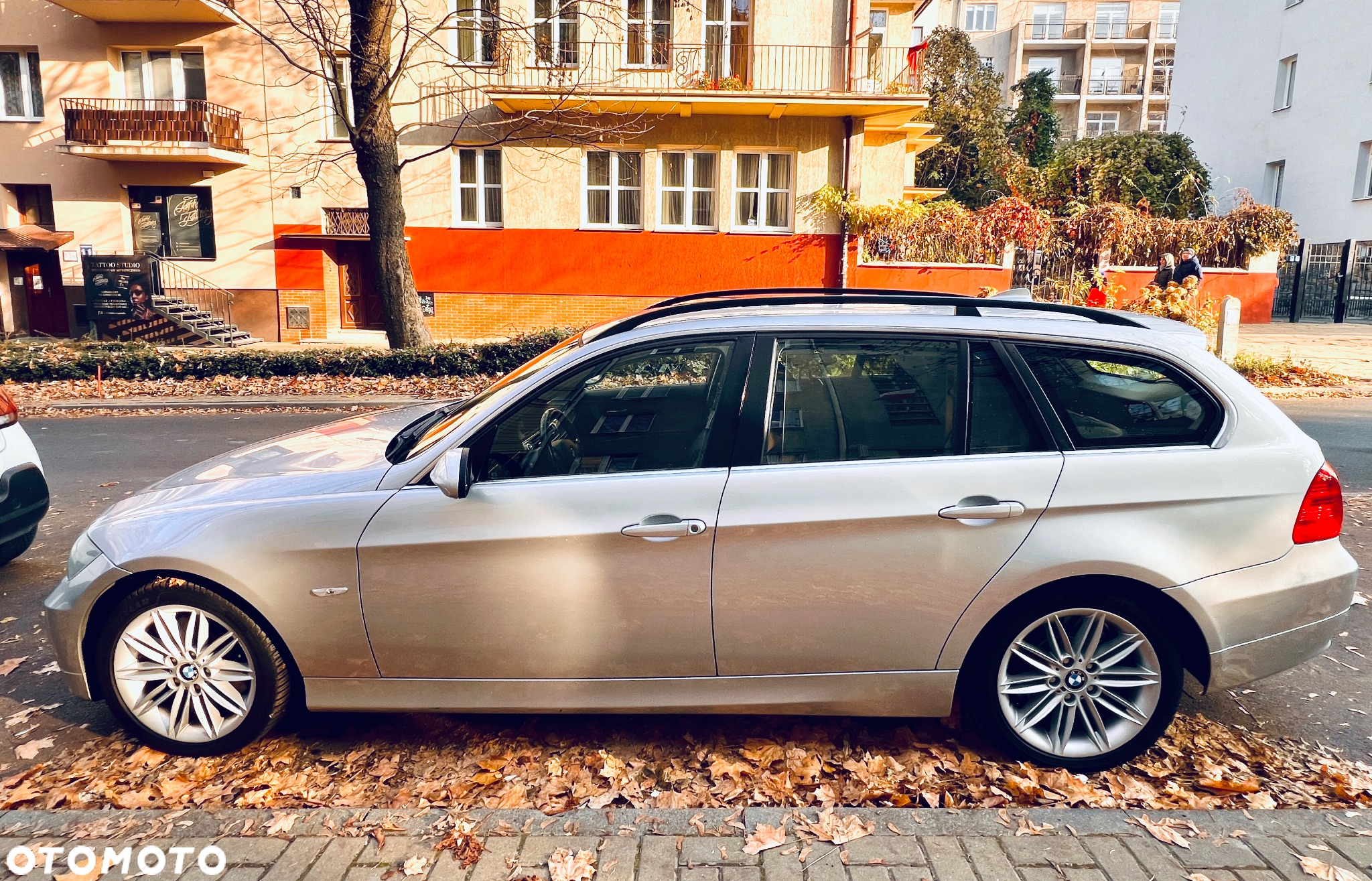 BMW Seria 3 325i xDrive Touring - 4
