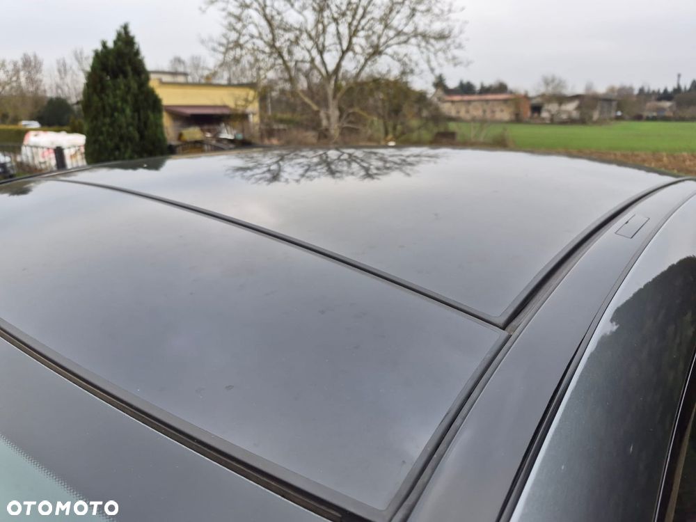 Mercedes-Benz GLE 350 e 4Matic 9G-TRONIC AMG Line - 32