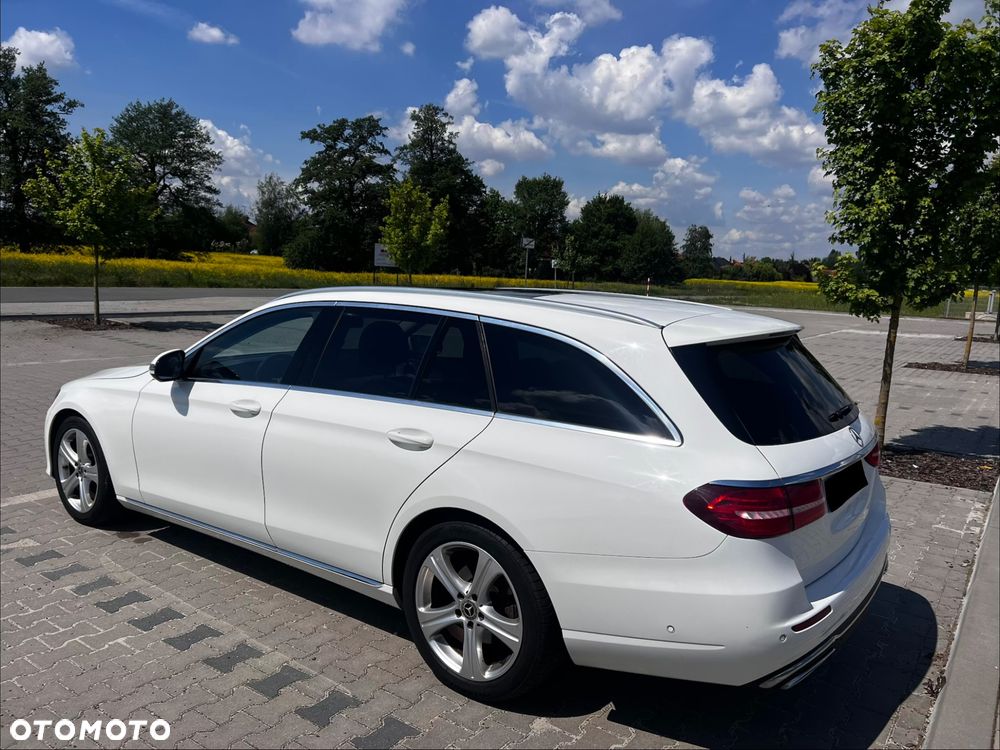 Mercedes-Benz Klasa E 220 d 9G-TRONIC Avantgarde - 24