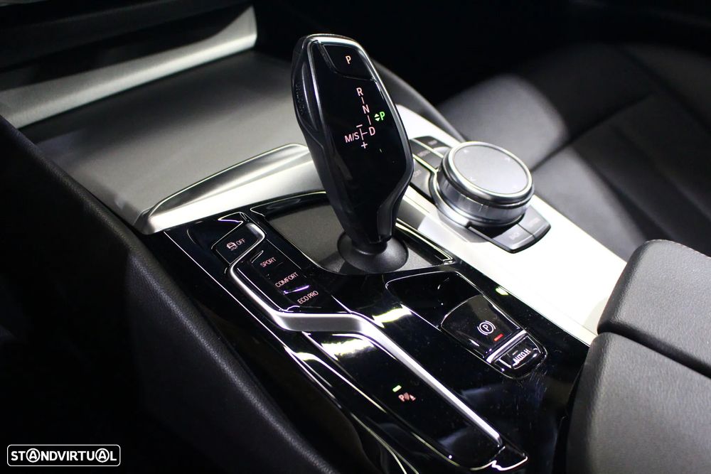 BMW 520 d Auto - 31