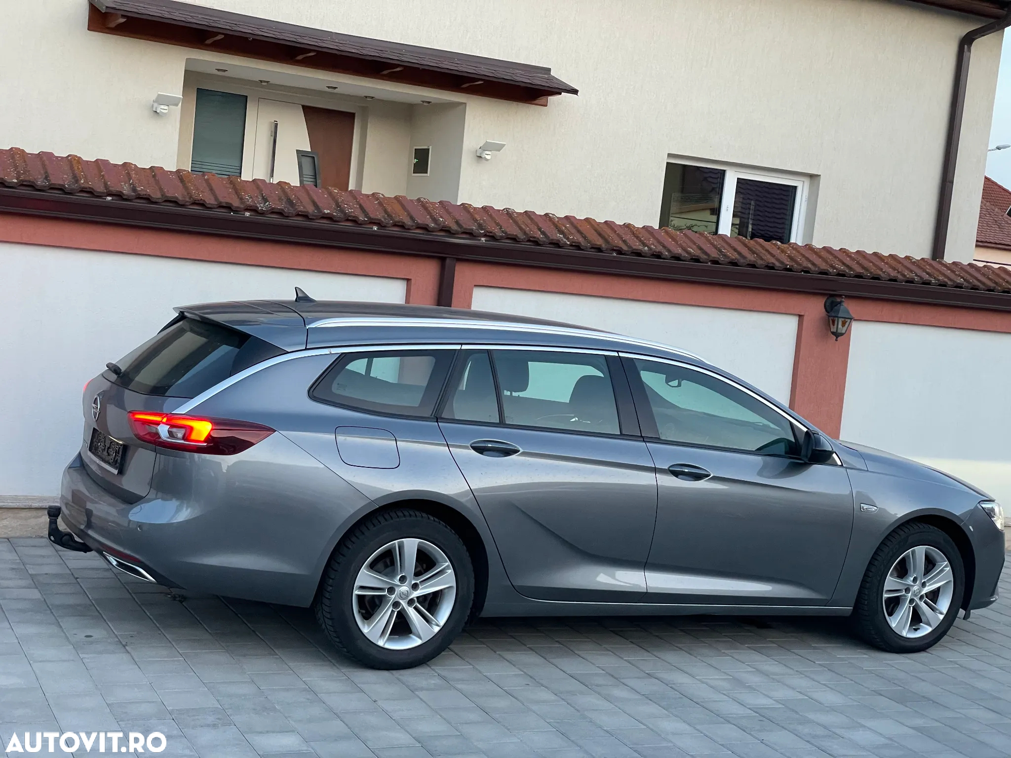 Opel Insignia - 14