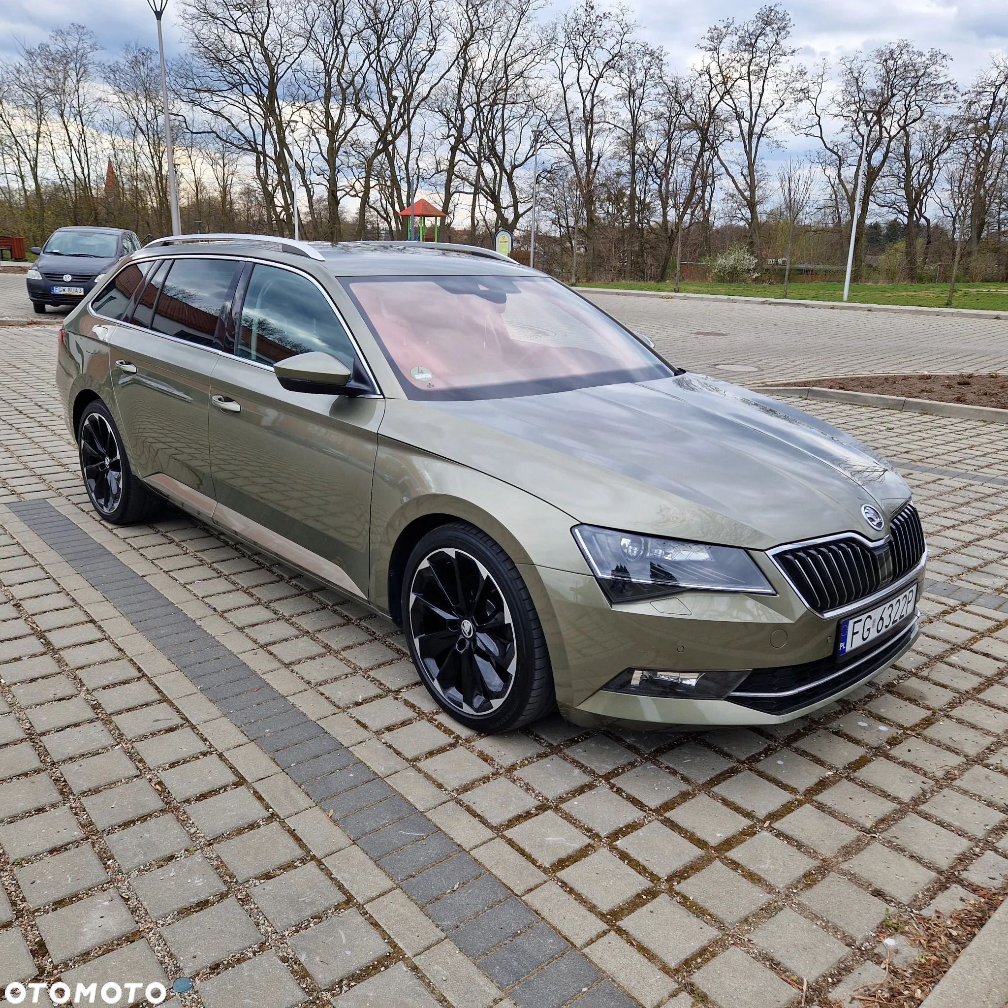 Skoda Superb Combi 2.0 TDI 4x4 DSG Ambition - 1