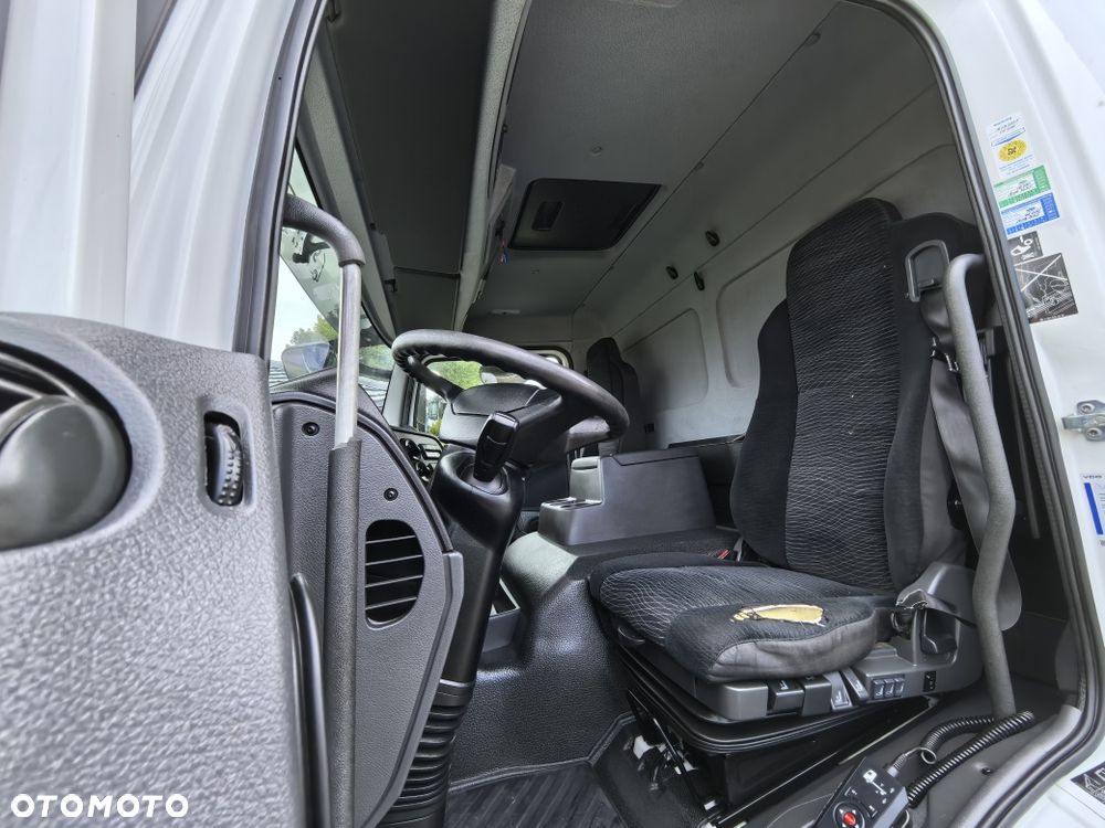 Mercedes-Benz Atego 1624 L // CHłodnia + winda // ThermoKing T-1200R // 16 palet // ** - 19
