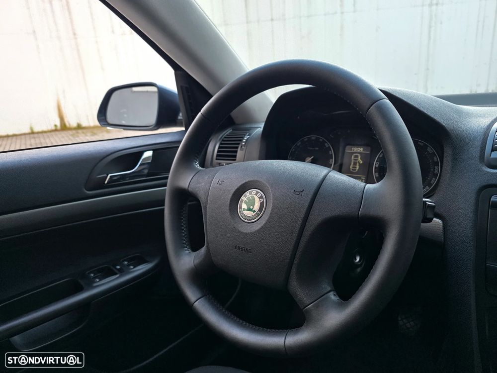 Skoda Octavia Break 1.9 TDi Sportline - 50