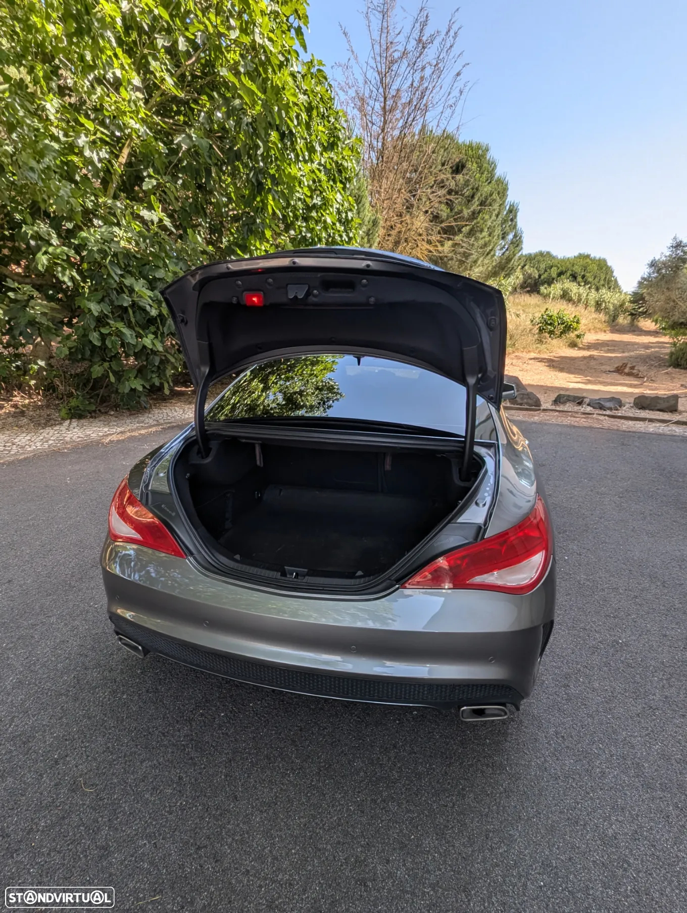 Mercedes-Benz CLA 180 CDi AMG Line - 12