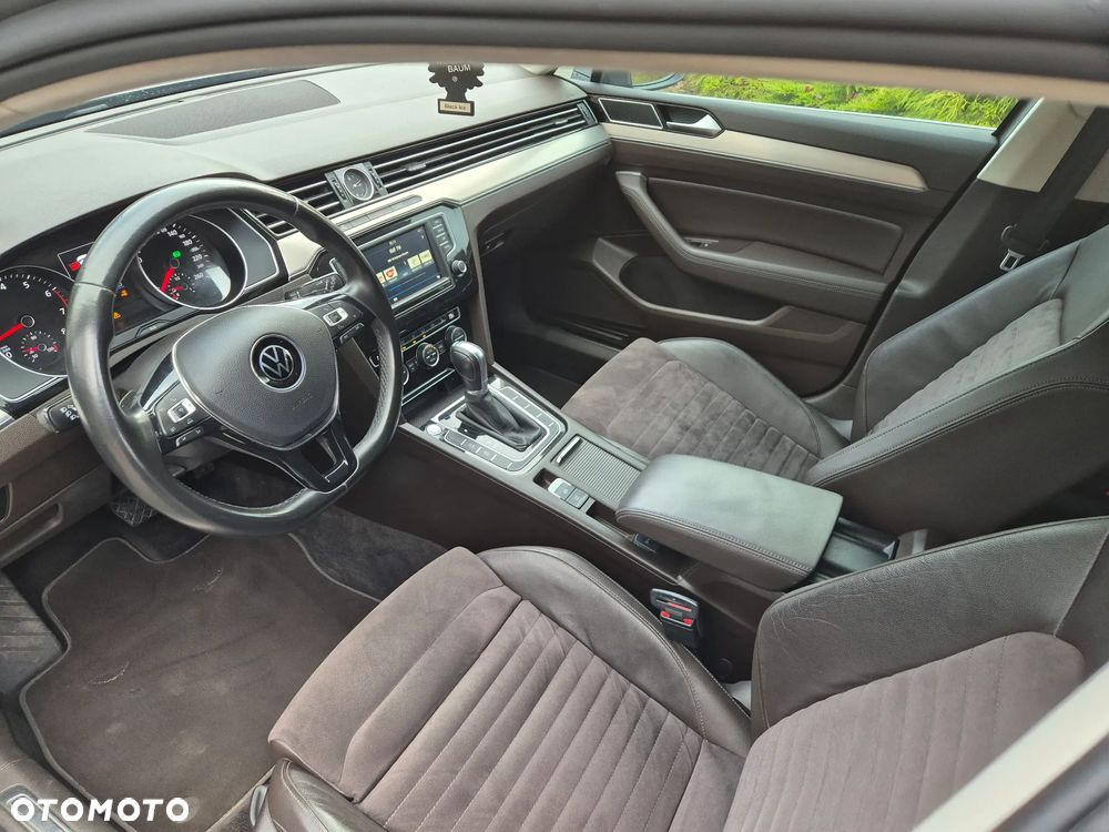 Volkswagen Passat 1.8 TSI (BlueMotion Technology) DSG Highline - 15