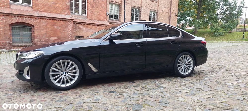 BMW Seria 5 530d Luxury Line - 4