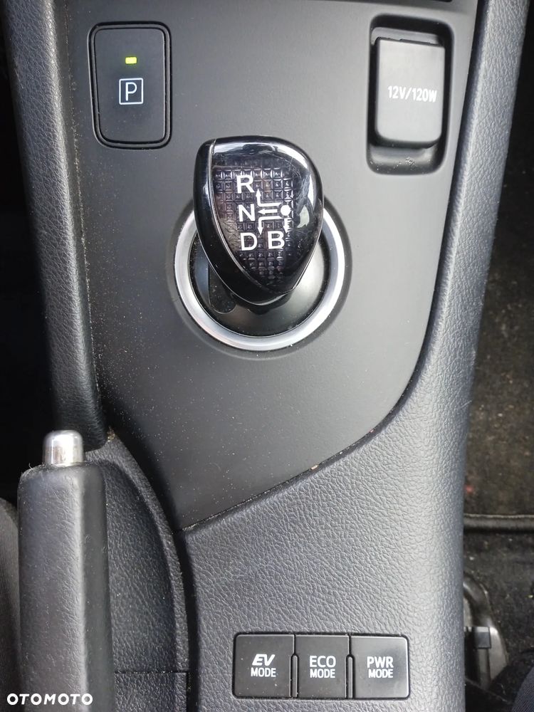 Toyota Auris - 16