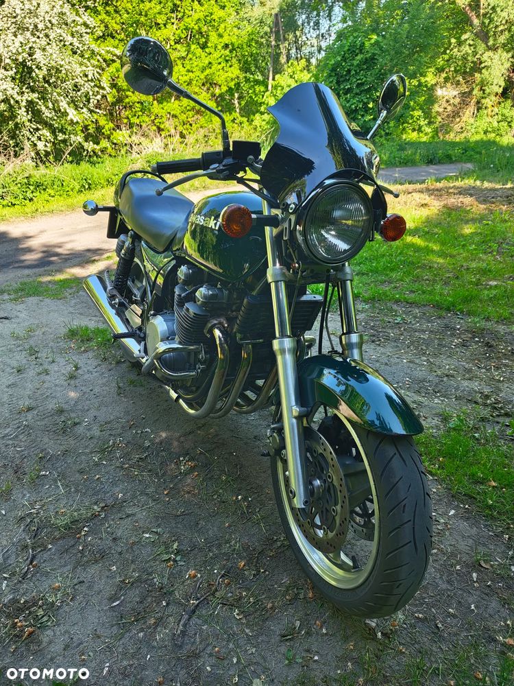 Kawasaki Zephyr - 2