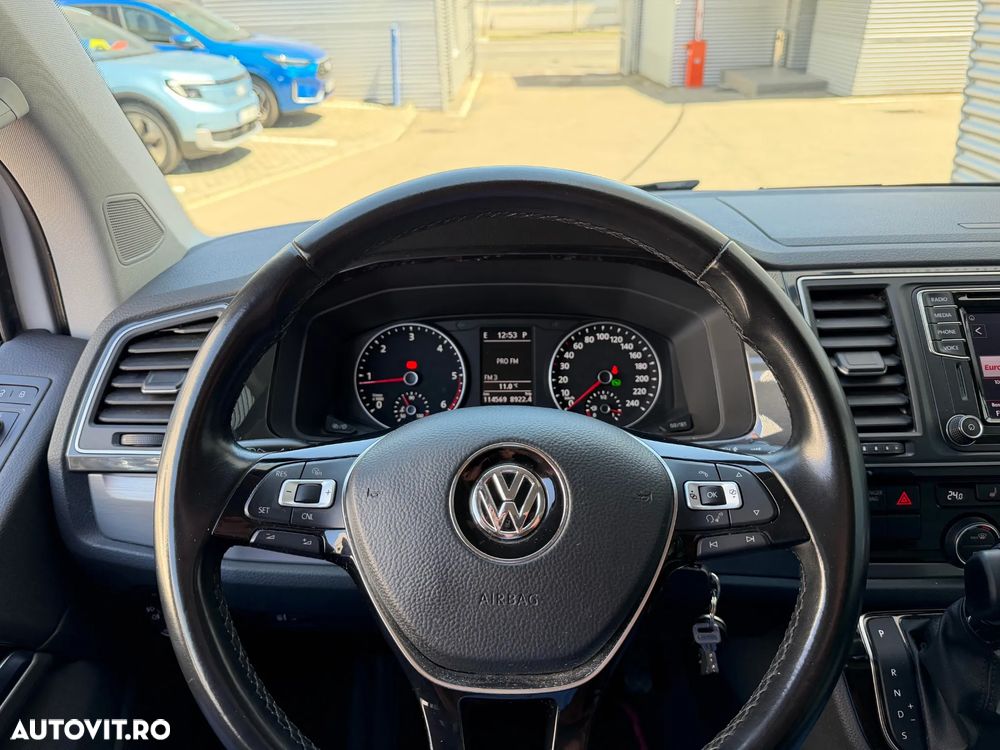 Volkswagen Multivan - 20