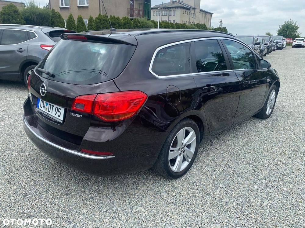 Opel Astra 1.4 Turbo Color Edition - 38
