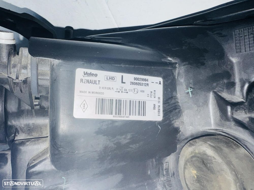 Farol Esquerdo Dacia Sandero - 12/17 - 6