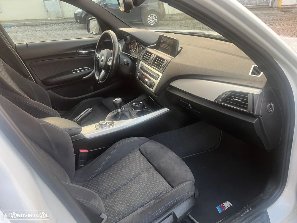 BMW 116 d Pack M - 17