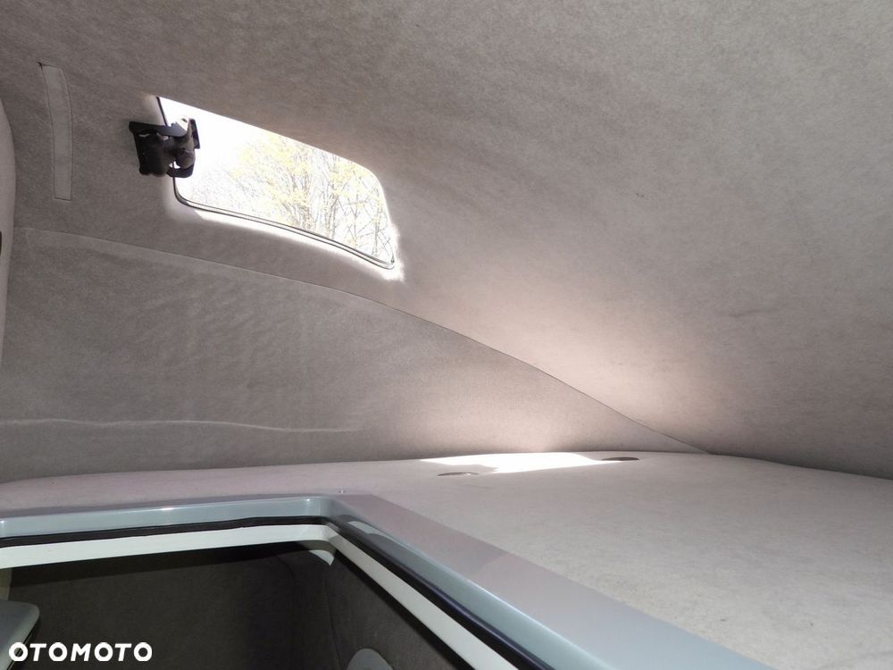 Renault MASTER PLANDEKA WINDA 8 PALET TEMPOMAT LEDY PNEUMATYKA KLIMATYZACJA  165KM - 40