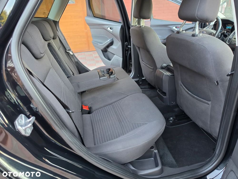 Ford Focus 1.5 TDCi DPF Start-Stopp-System Titanium - 19