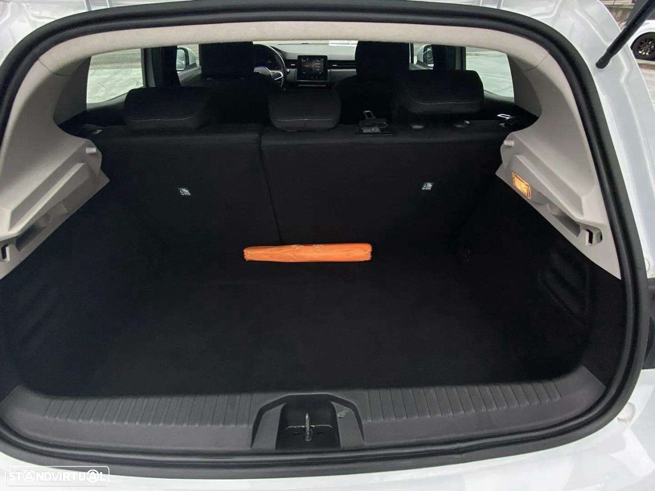 Renault Clio 1.6 E-Tech Intens - 13