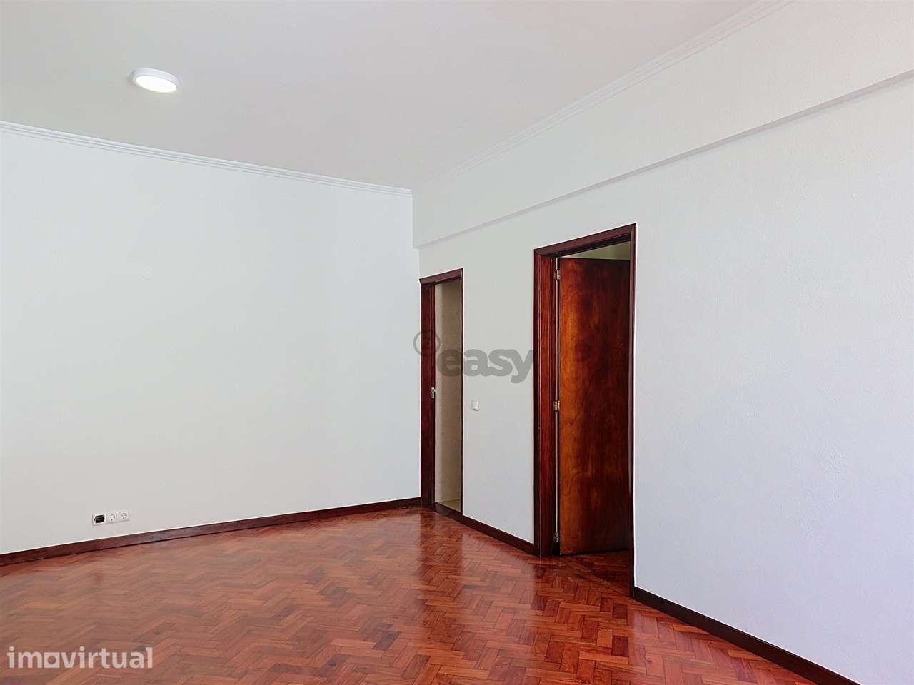 T2 Renovado no Centro do Funchal | Rua do Carmo - Grande imagem: 5/14