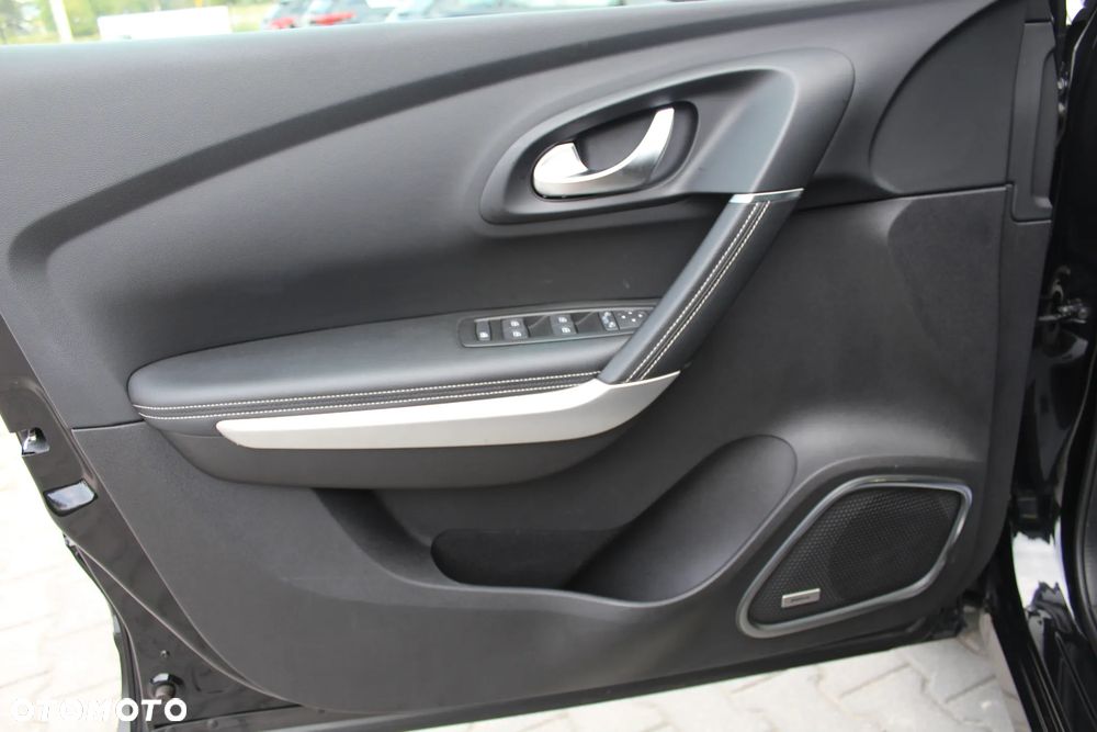 Renault Kadjar 1.3 TCe FAP Bose - 12