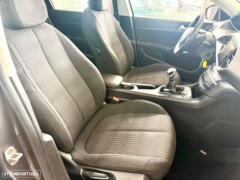 Peugeot 308 SW 1.6 BlueHDi Allure J17 - 10