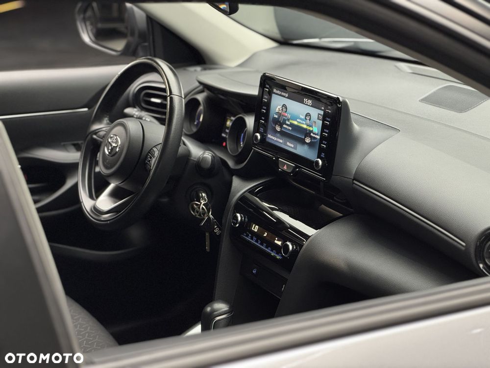 Toyota Yaris Cross Hybrid 1.5 Comfort AWD - 36