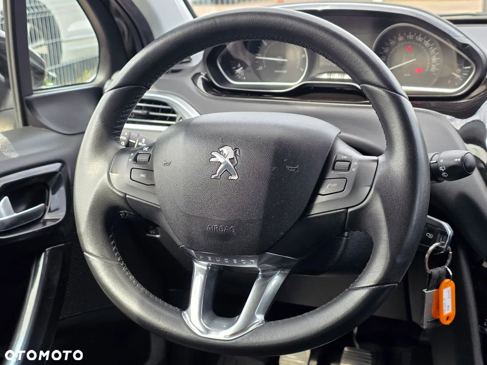 Peugeot 208 1.2 VTi Business Line - 11