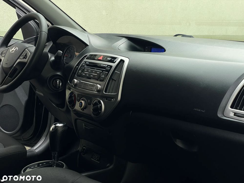 Hyundai i20 1.4 Comfort - 10