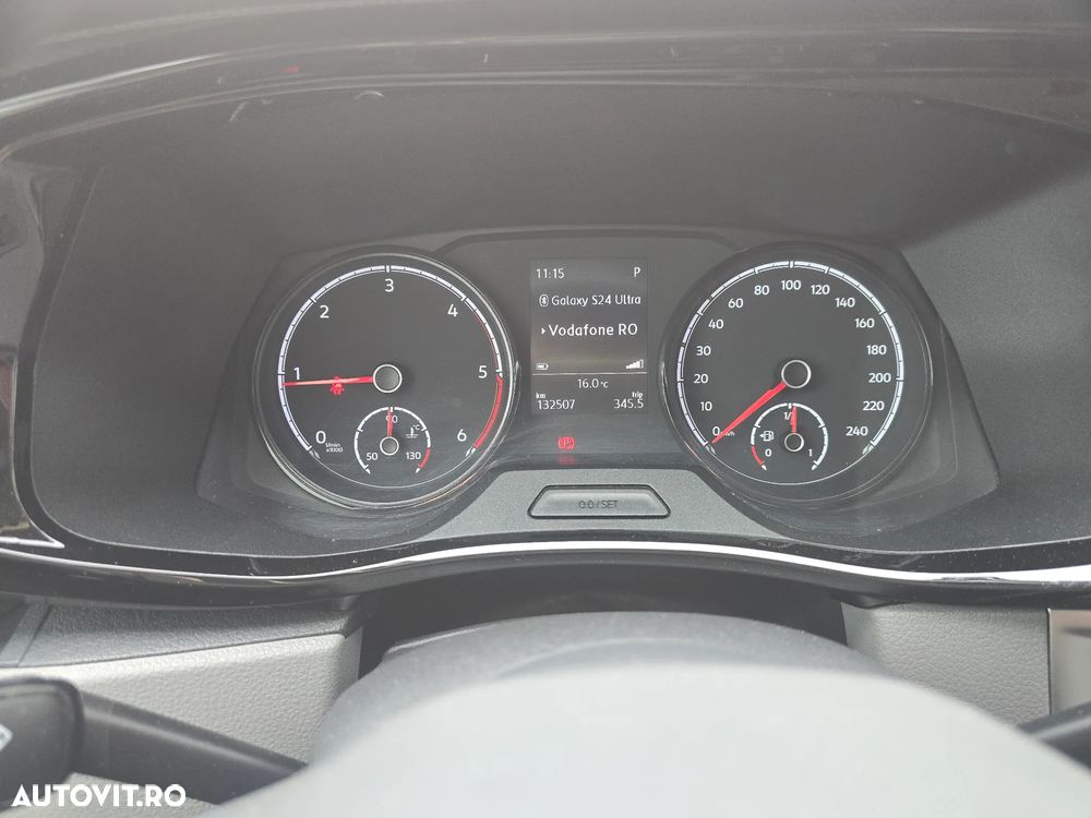 Volkswagen Caravelle 2.0 TDI 110 kW LR Highline DSG - 13