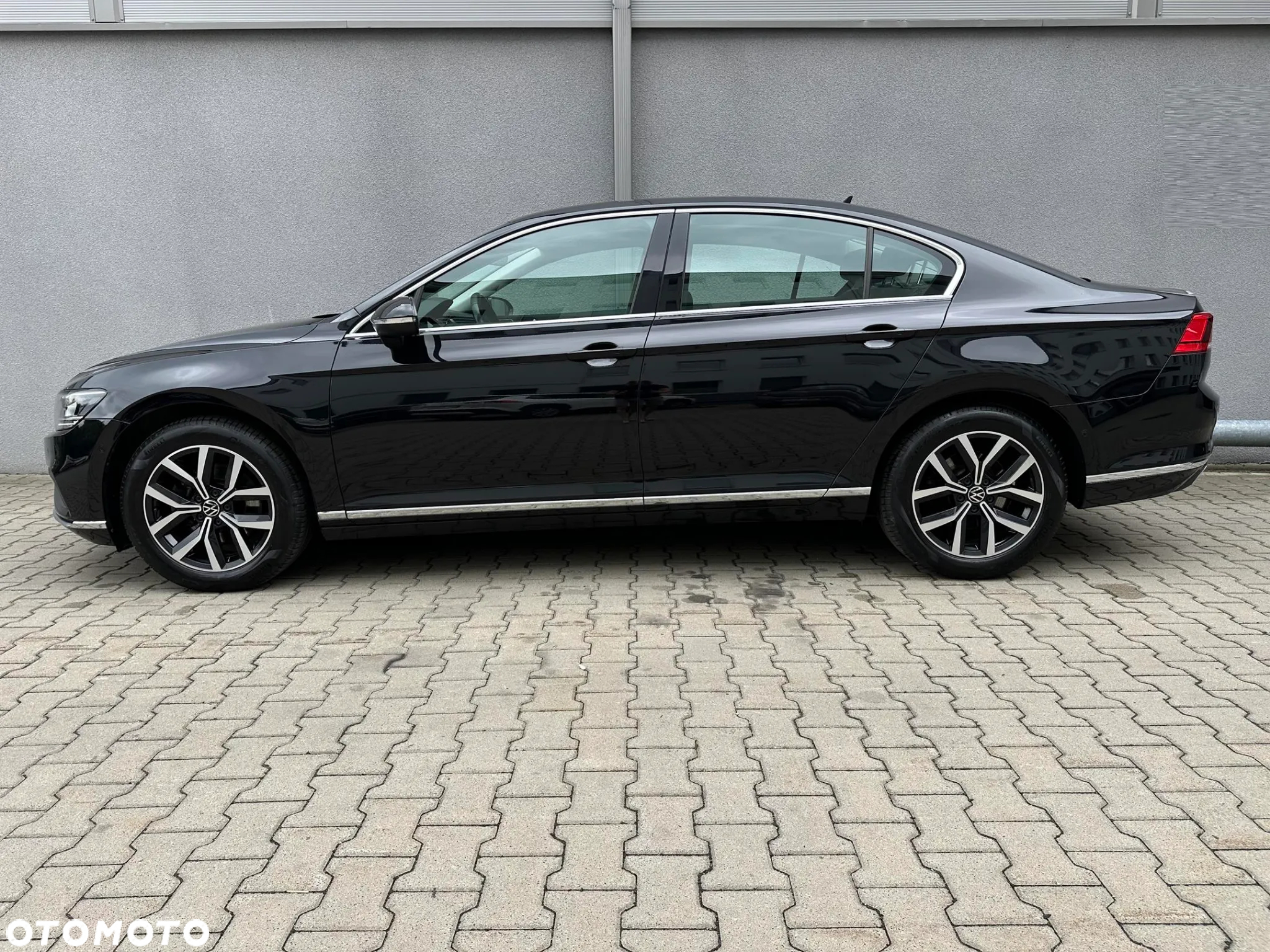Volkswagen Passat 1.5 TSI EVO Elegance DSG - 6