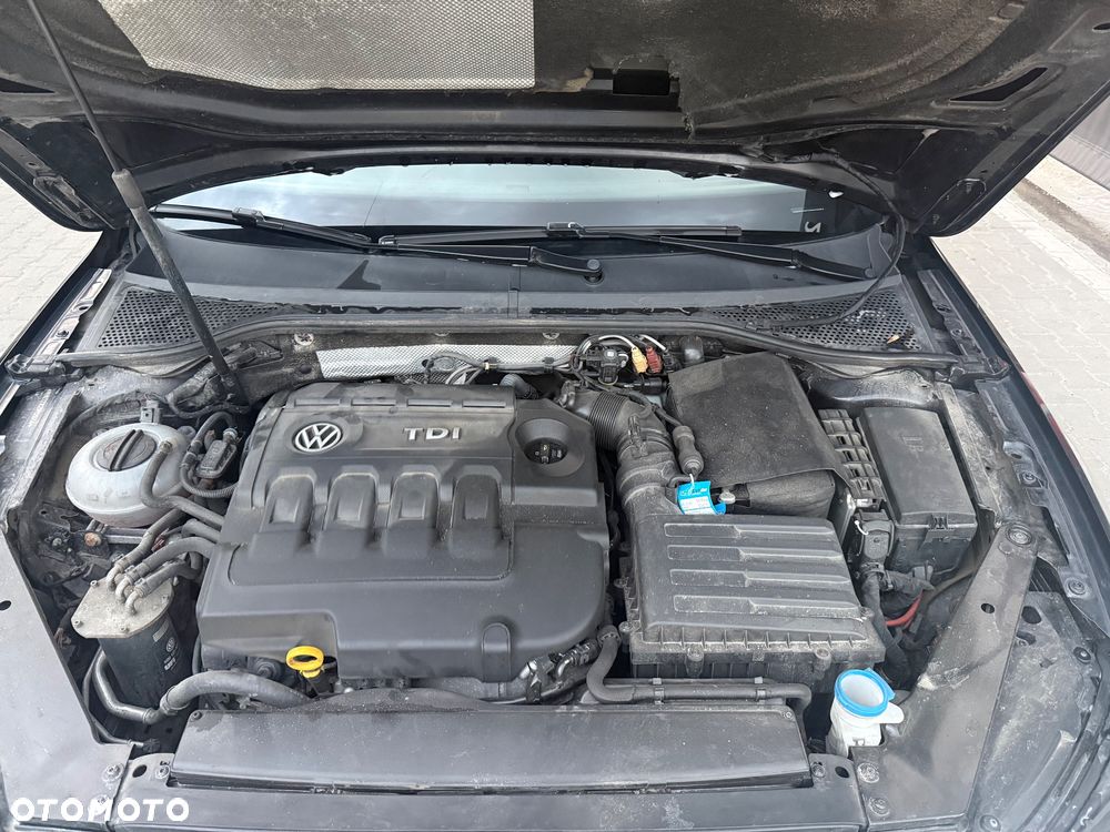 Volkswagen Passat 2.0 TDI BMT Highline DSG - 24