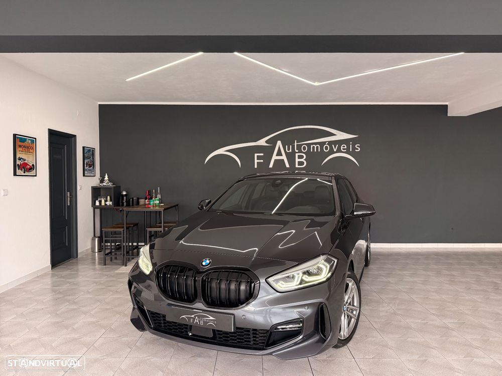 BMW 118 i Pack Desportivo M Auto - 1