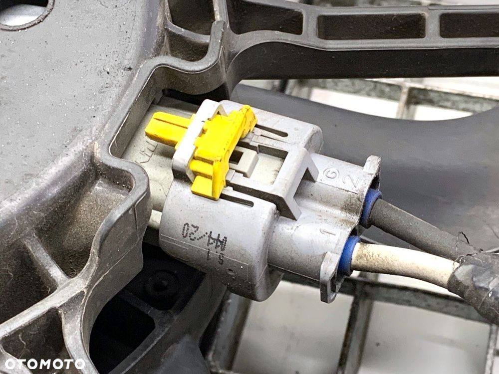 WENTYLATOR CHŁODNICY  RENAULT CLIO V (B7_) 2019 - 2022 1.0 TCe 100 (B7MT) 74 kW [101 KM] benzyna - 3