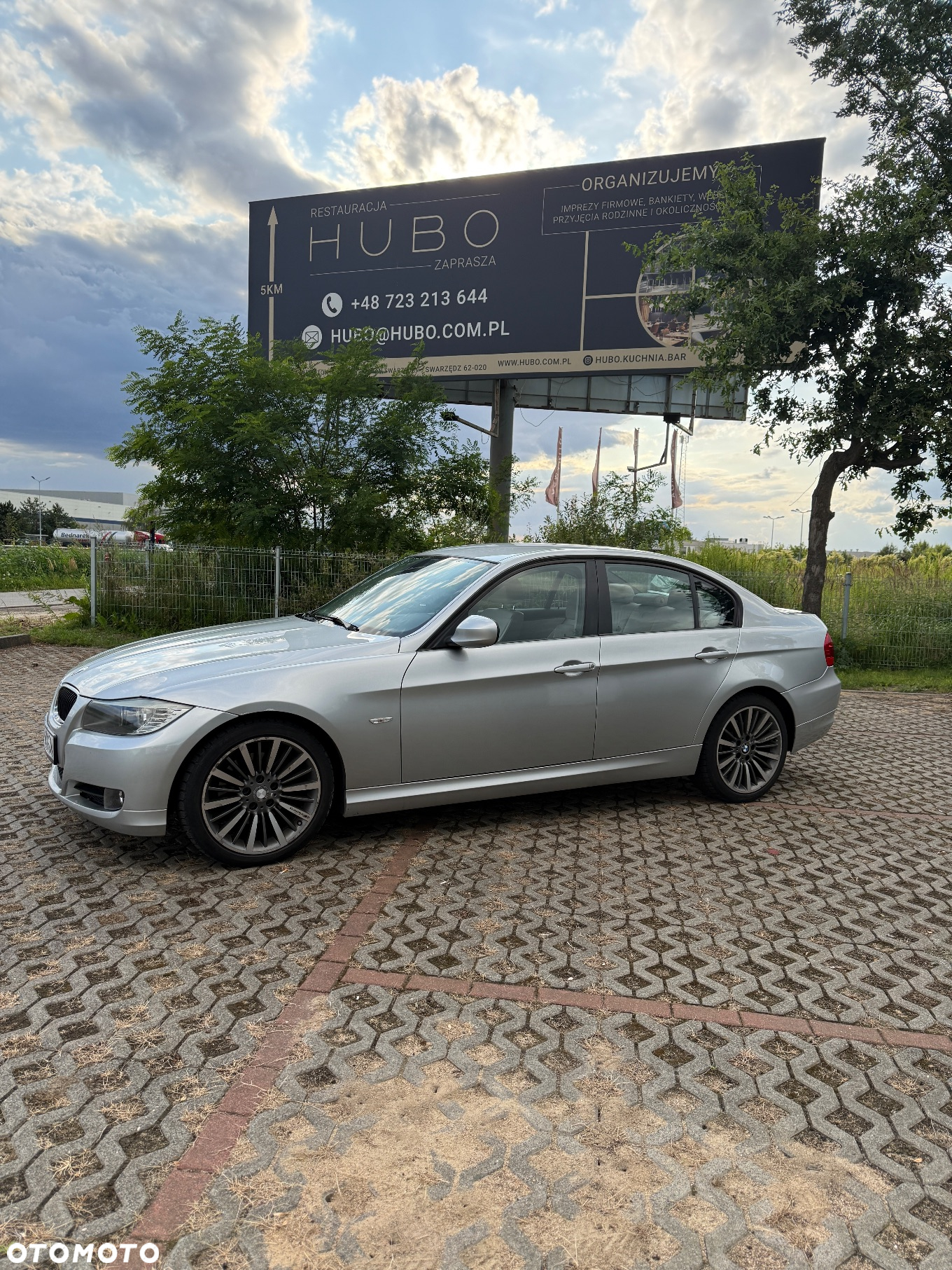 BMW Seria 3 320d DPF Touring - 4
