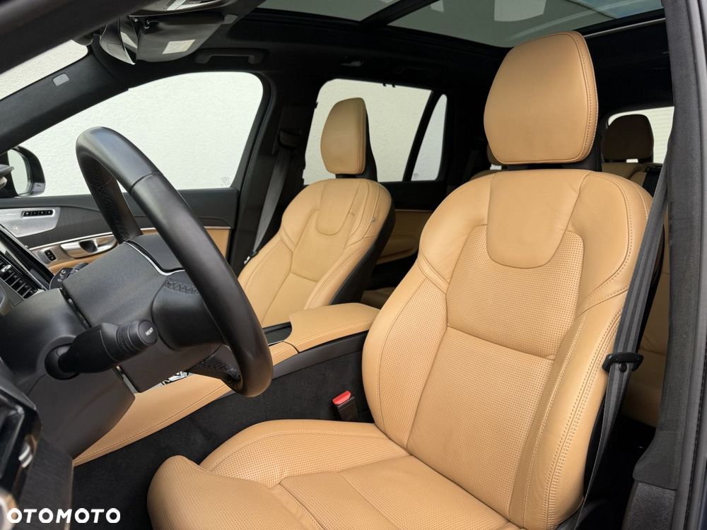 Volvo XC 90 - 16