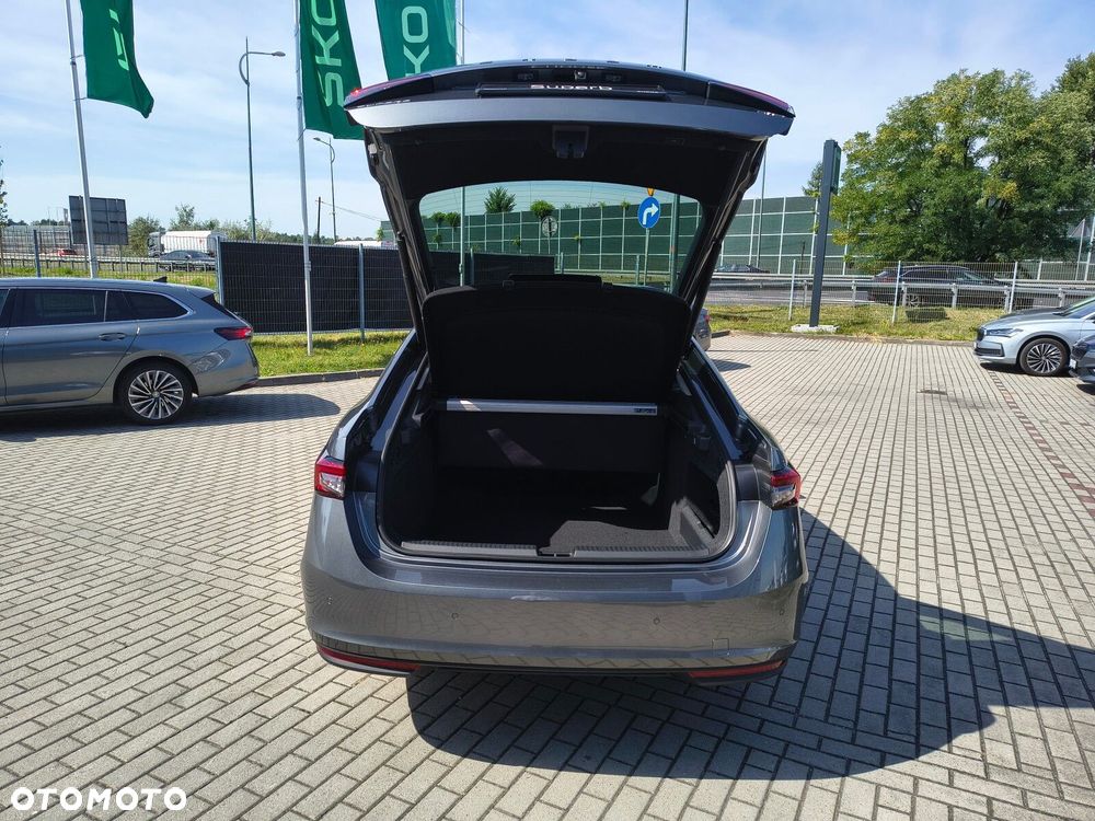 Skoda Superb 2.0 TSI 4x4 Selection DSG - 8