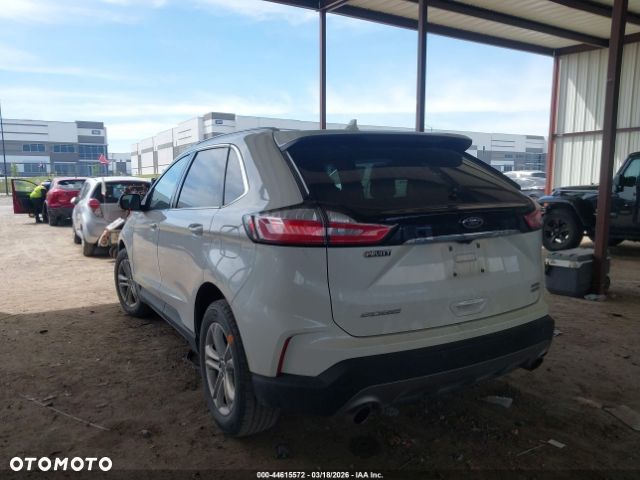 Ford Edge - 3