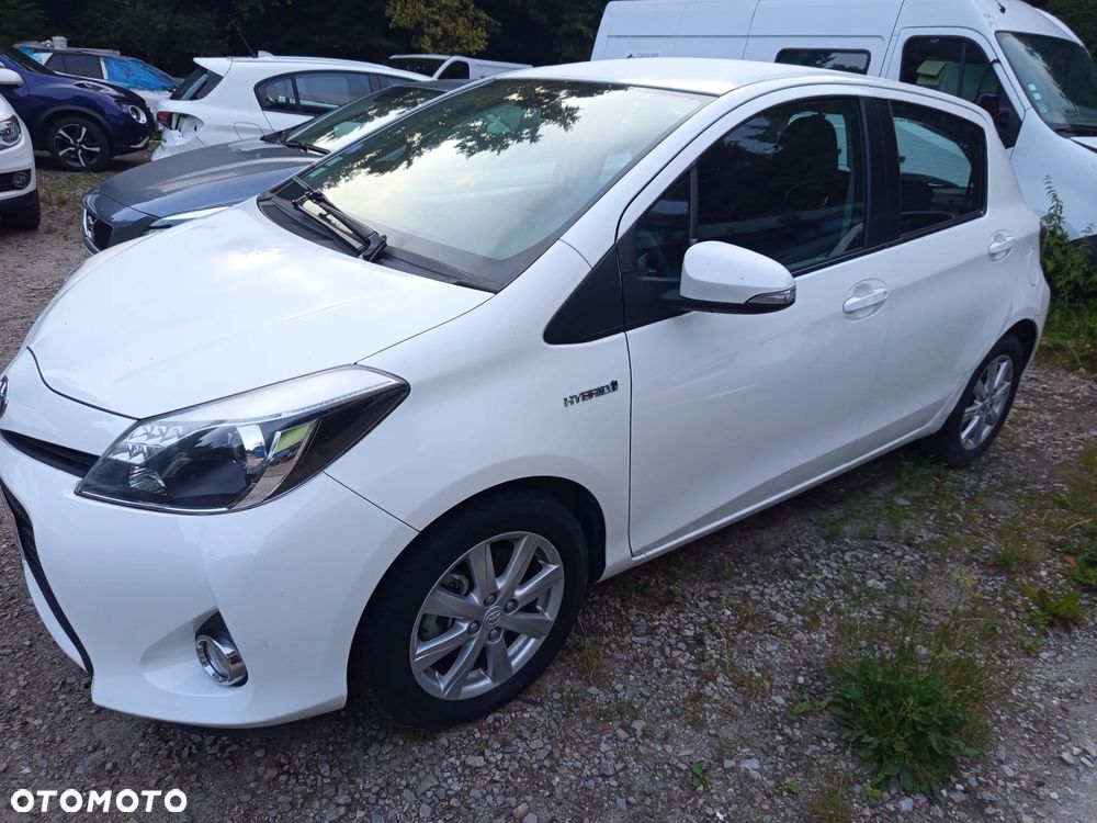 Toyota Yaris - 12