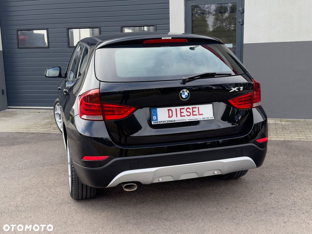 BMW X1 sDrive18d xLine - 39