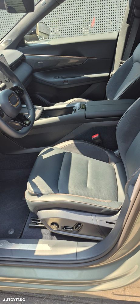 Lynk&Co 08 - 16