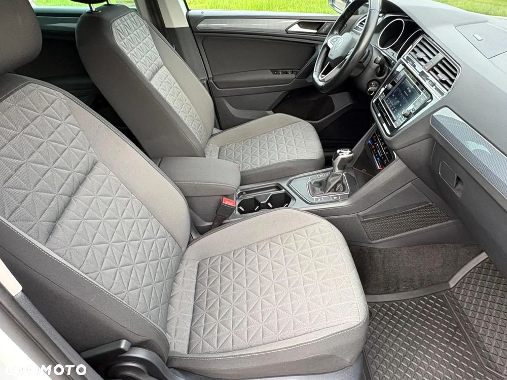 Volkswagen Tiguan 2.0 TDI SCR Elegance DSG - 16