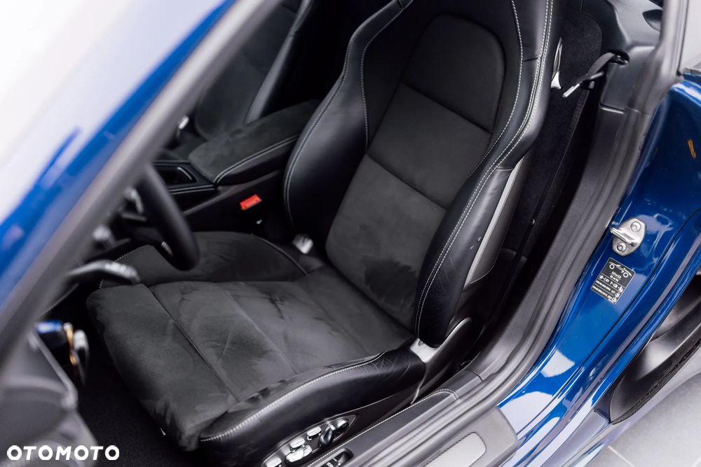 Porsche 718 Cayman - 29