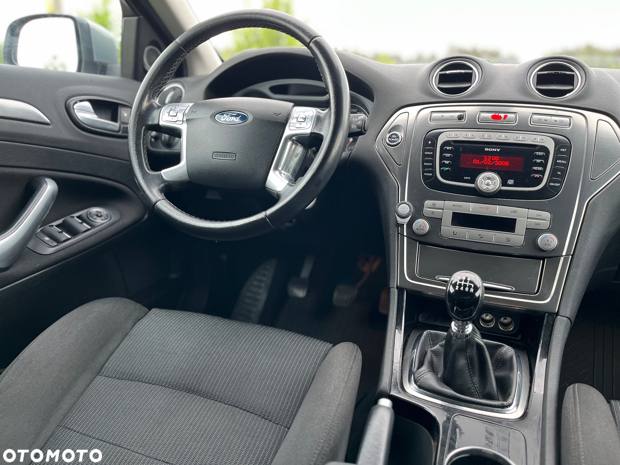 Ford Mondeo - 19