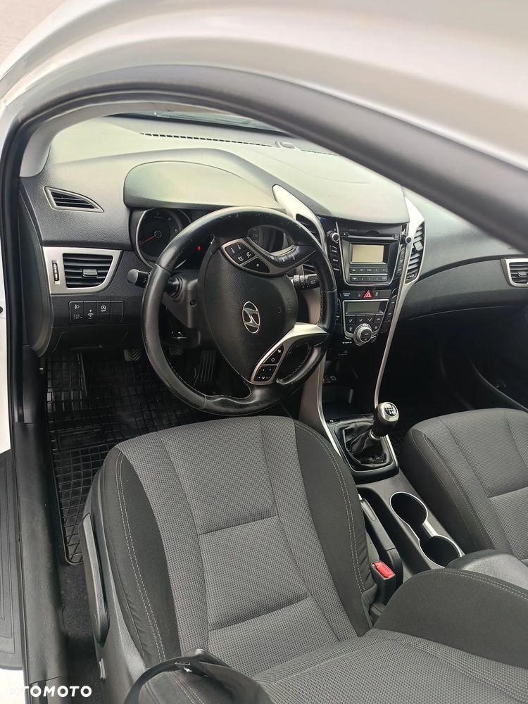 Hyundai i30 - 11
